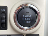 【スマートキー(エンジンスタートストップスイッチ)】スマートキー(電子キー)を持っていれば、スイッチを押すだけでエンジンをかけることができます!//