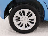 タイヤサイズは165/65R14!納車前の点検時にタイヤ交換させていただきます!ホイールキャップに傷があります。