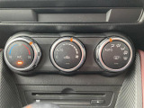 【オートエアコン】車内温度を感知して自動で温度調整をしてくれるのでいつでも快適な車内空間を創り上げます!//