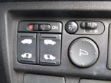 パワースライドドア装備!運転席からボタンひとつで、ドアの開閉が出来ます。