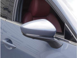 【ドアミラーウインカー】格好良さだけではなく対向車両からの視認性もよく安全に走行する為の安全装備のひとつです。