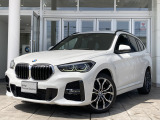 BMWのお車は、“駆けぬける歓び”を体現しております。走行の安定性とコーナリングの良さを追求し、思い通りにハンドルの操作可能です。