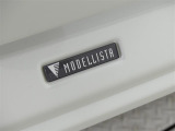 MODELLISTA製のスポイラーが煌びやかさを際立たせています。