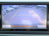 車の背後をディスプレイで確認できるバックカメラを搭載しております。駐車が苦手な方には嬉しい機能ですね♪もちろん目視での確認もお忘れなく!