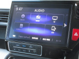 ナビゲーションはギャザズ10インチナビ(VXU-207SWi)を装着しております。AM、FM、CD、DVD再生、Bluetooth、音楽録音再生、フルセグTVがご使用いただけます。