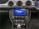 お手持ちのスマートフォンにてAppleCarPlay、AndroidAutoをご利用頂けばセンターディスプレイにマップやミュージックアプリが利用可能。