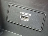 HDMI端子がありスマホからの映像を映すことが出来ます