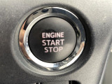 【 プッシュスタート 】鍵を挿さずにポケットに入れたまま鍵の開閉、エンジンの始動まで行えます。