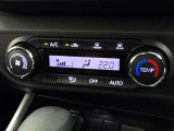 【オートエアコン】お好みの温度に設定して頂くと、車内の温度を自動調整♪快適にクルマの中を過ごして頂けます。
