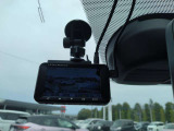 ドライブレコーダーで映像を記録できます。
