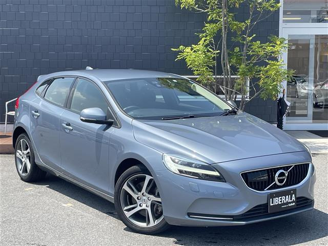 ボルボ V40 