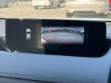 バックカメラで車庫入れをサポート パーキングセンサーも付いて更に安心