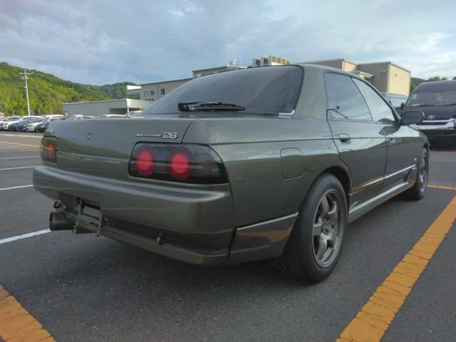 日産 スカイラインGT-Rセダン 2.6 オーテックバージョン 4WD  