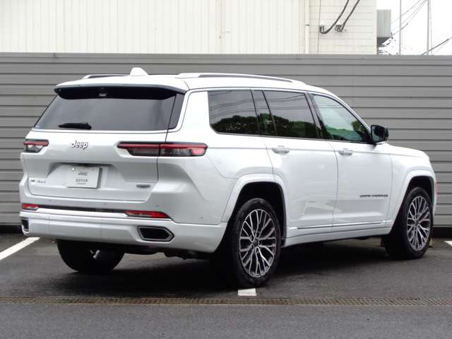 クライスラージープ グランドチェロキー L サミット リザーブ