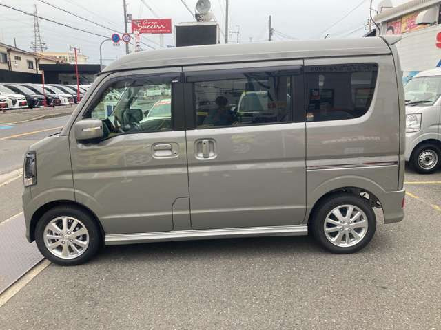 スズキ エブリイワゴン PZターボ 新型CVT車 の中古車詳細 (9km, グレー