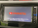 【純正ナビ】人気の純正ナビを装備しております。ナビの使いやすさはもちろん、オーディオ機能も充実!キャンプや旅行はもちろん、通勤や買い物など普段のドライブも楽しくなるはず♪