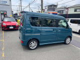 お仕事から趣味までオーナー様の強い味方!前席、後席に荷室までゆとりある大空間!どう使うかを考えるだけで楽しさが広がります!視界が良く運転もしやすく、新CVTで優れた燃費を発揮!見た目も良しです!