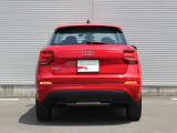 Q2 1.0 TFSI スポーツ 