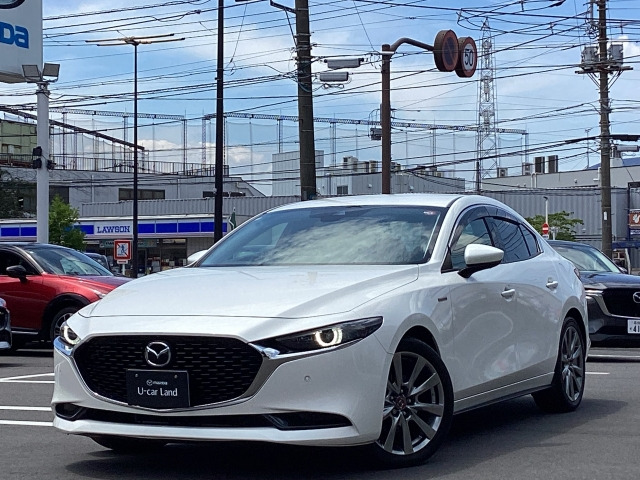 MAZDA3セダン 1.5 15S 100周年特別記念車 4WD 