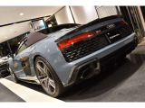 R8スパイダー V10 パフォーマンス 5.2 FSI クワトロ 4WD カーボンブレーキ カーボン...