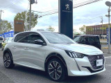 専門のサービススタッフに専用テスター。ご納車前の点検整備から、アフターサービスまで、お任せ下さい。
