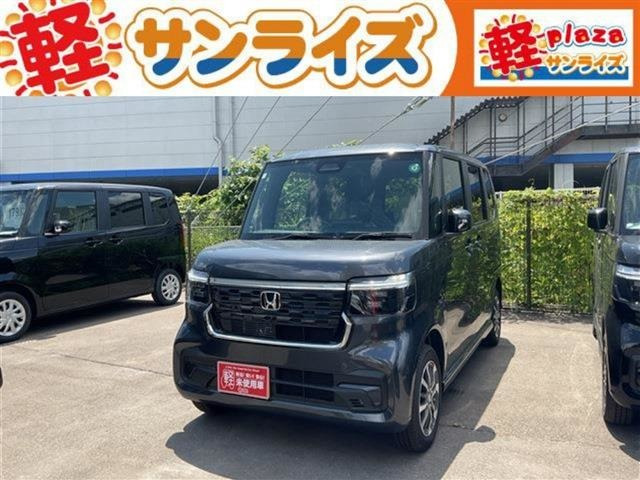 N-BOXカスタム  カスタム 660 4WD