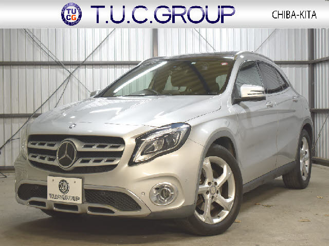 GLAクラス GLA220 4マチック 4WD 