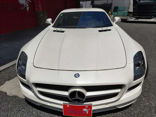 Mercedes SLS AMG ホワイト Mercedes SLS AMG ホワイト メルセデスAMG SLS AMGの価格・新型情報
