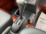 ★中古車なので、傷や凹みは多少はございます。小さな傷から大きな傷までさまざまです。大きな傷凹みは鈑金塗装修理後にお渡しを致しております。自社鈑金工場完備ですので、スピーディーな対応が可能です!