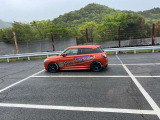 納車後すぐに速攻チューン!REVSPEED掲載済!エンジンやミッションはそのまま、スイスポのオリジナル車高調を流用。マフラー交換で排気効率UP!仕上がりは非常に楽しい一台!店舗展示中!ご来店お待ちしております!