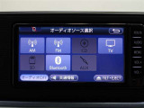 オーディオは、AM/FM、CD、Bluetoothも搭載!