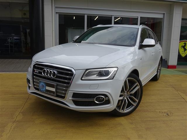 SQ5 3.0 4WD クワトロ