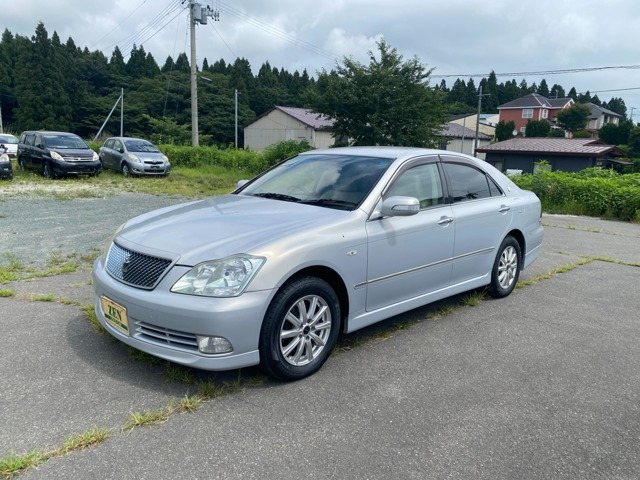 クラウン 3.0 ロイヤルサルーン i-Four 4WD 