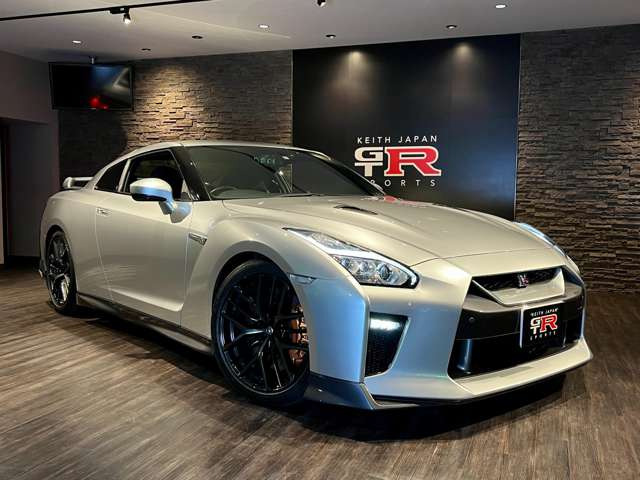 中古車 日産 GT-R 3.8 ピュアエディション 4WD 2017モデル 後期