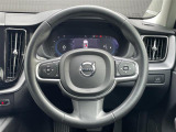 XC60 B5 AWD モメンタム 4WD 4WD 本革シート