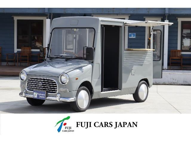 ミラウォークスルーバン  移動販売車 キッチンカー ケータリングカー