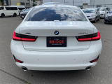BMW3シリーズ 320d xDrive 4WD/純正ナビゲーション/バックカメラ/クルーズコントロール/シートヒーター/ETC/ドライブレコーダー/パワートランクリッド/純正アルミホイール/コーナーセンサー