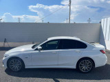 ご納車前には、BMWを熟知したメカニックによる100項目の点検・整備を行います。不具合箇所、交換時期に達している部品に関しましては、全て当社負担で交換してからのご納車となります。