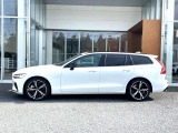 V60 リチャージ PHEV T6 AWD アルティメット 4WD 