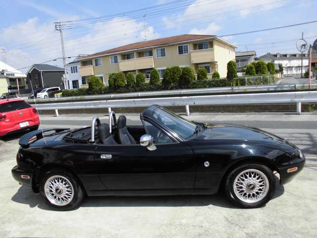 ユーノス ロードスター 1.8 Sスペシャル ガレージ保管禁煙車 の中古車 