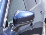 【ドアミラーウインカー】格好良さだけではなく対向車両からの視認性もよく安全に走行する為の安全装備のひとつです。