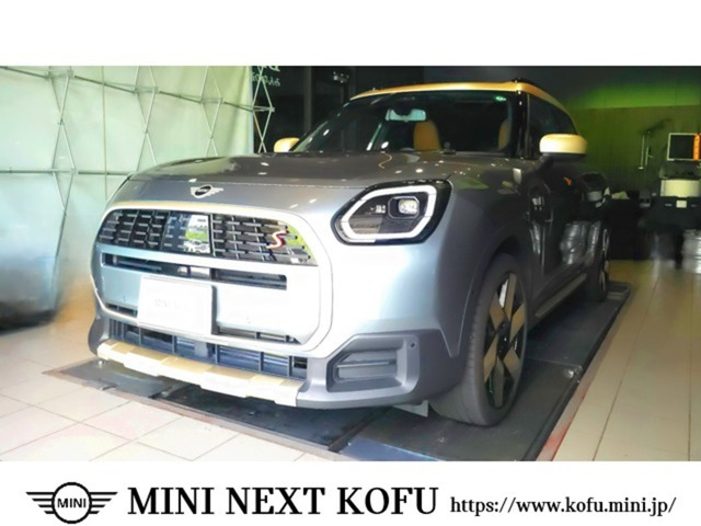 BMW MINI ミニカントリーマン 