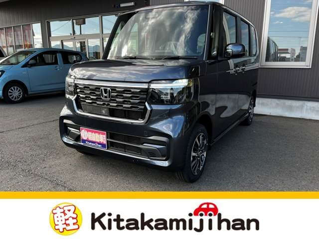 N-BOXカスタム  カスタム 660 4WD