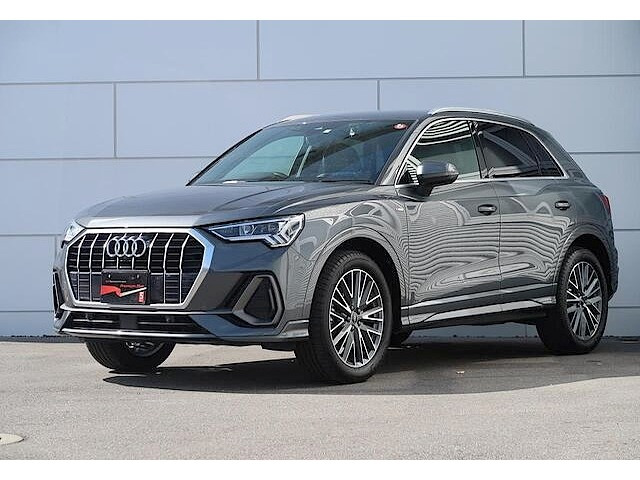 Q3  35 TFSI Sライン