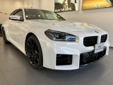 【BMWの伝統-1】BMWの特徴的な“キドニーグリル”は、80年以上続く伝統の形でございます。変わらないこだわりのデザインが、プレミアムブランド“BMW”を創り出します。