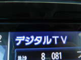 TVはフルセグチューナーです。鮮明な画像でTVが楽しめます。停車中や休憩中にお楽しみ下さい。