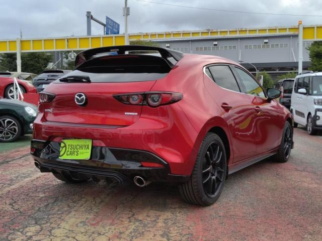 中古車 マツダ MAZDA3ファストバック 1.8 XD プロアクティブ ツーリング セレクション の中古車詳細 (23,000km, アカ,  千葉県, 209.8万円) | 中古車情報・中古車検索なら【車選びドットコム（車選び.com）】