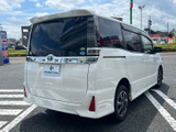 ヴォクシー 2.0 ZS 4WD 