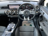 Aクラス AMG A35 4マチック エディション1 4WD 