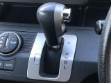 気になる車はすぐにお問い合わせください!画面右側の0066から始まる無料ダイヤルからお問い合わせ下さい!専門スタッフがお車のご質問にお答えいたします!